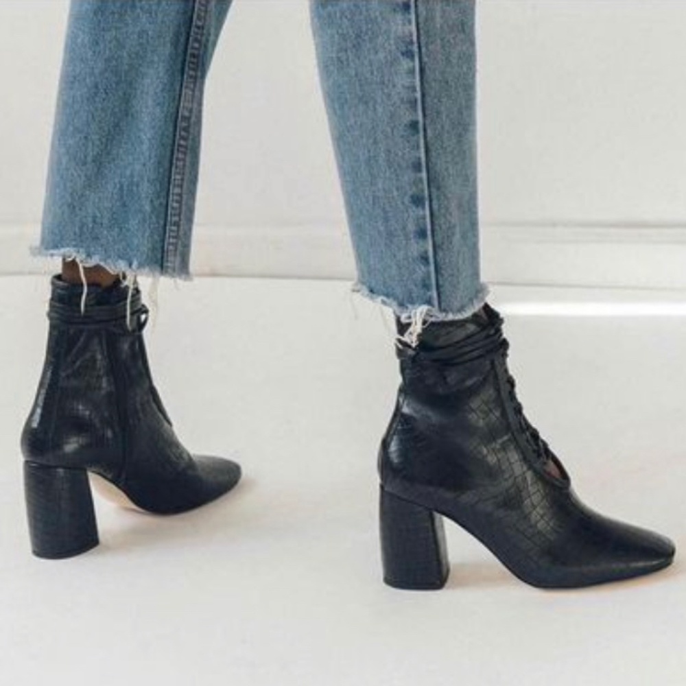DANIELLA SHEVEL heels size 38